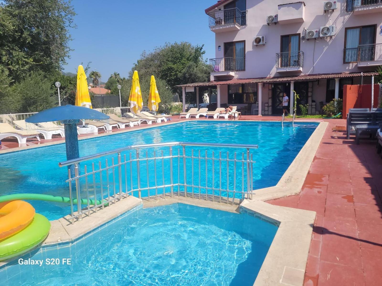 Nehir Hotel